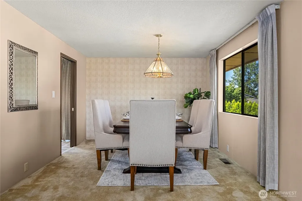 17326 NE 18th Place Bellevue WA 98008