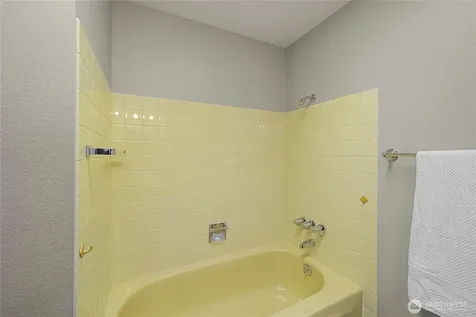 17326 NE 18th Place Bellevue WA 98008