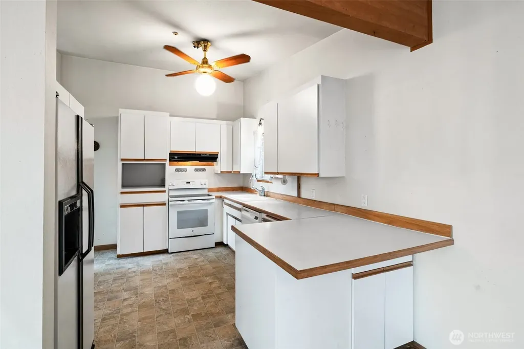 29836 1st Avenue S Federal Way WA 98003