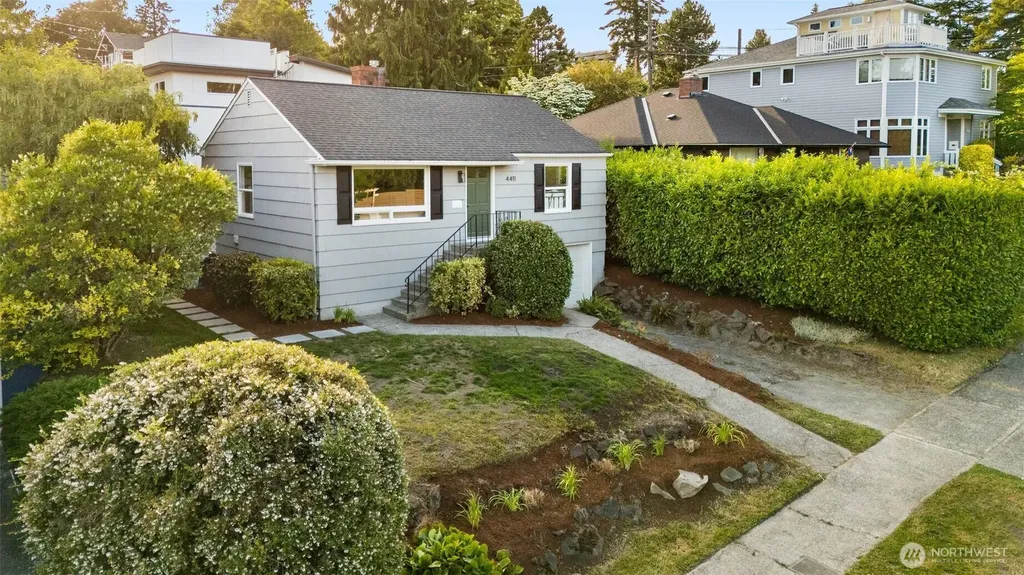 4411 50th Avenue SW Seattle WA 98116