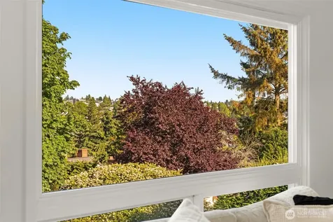 4411 50th Avenue SW Seattle WA 98116