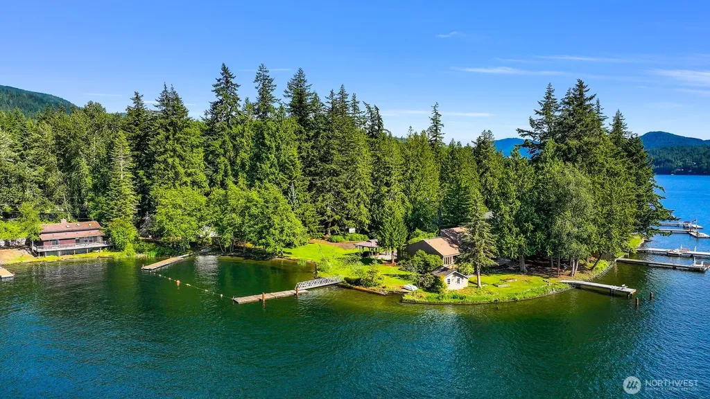 3169 Agate Bay Lane Bellingham WA 98226