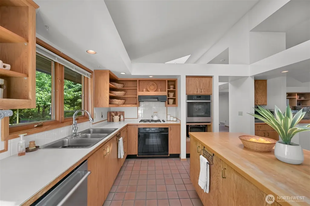 3169 Agate Bay Lane Bellingham WA 98226