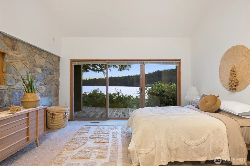 3169 Agate Bay Lane Bellingham WA 98226