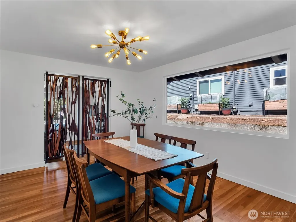 9616 242nd Place SW Edmonds WA 98020