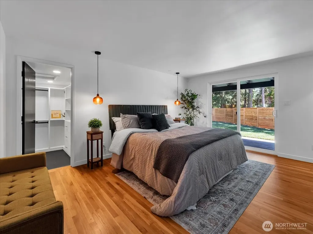9616 242nd Place SW Edmonds WA 98020