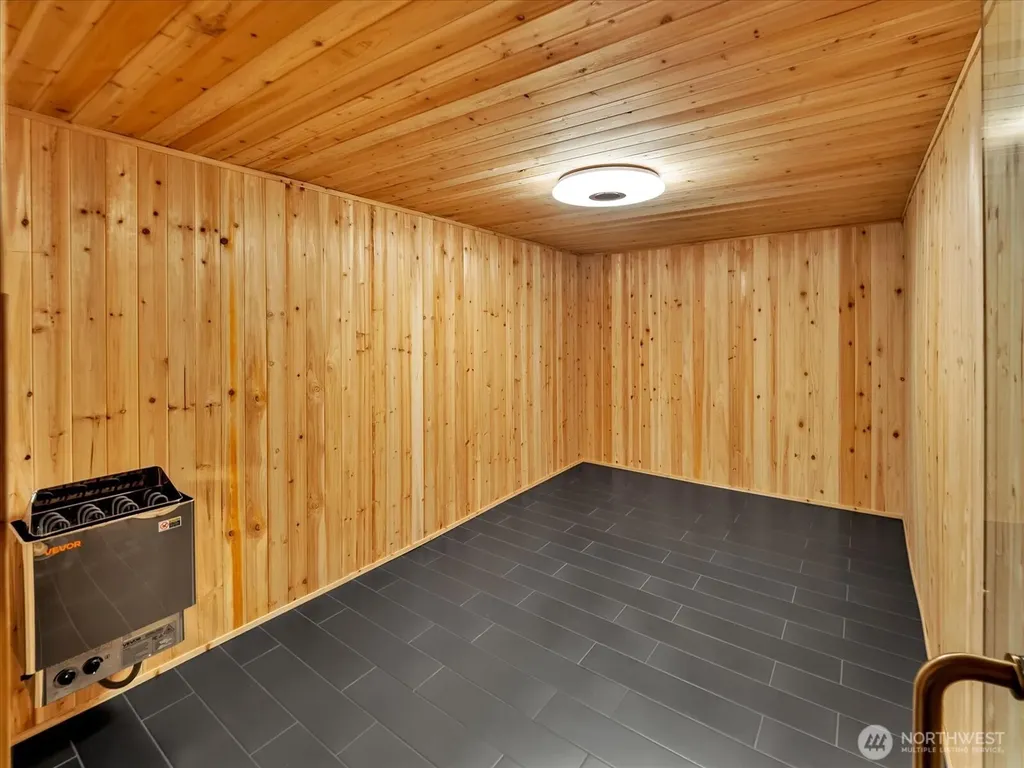 9616 242nd Place SW Edmonds WA 98020