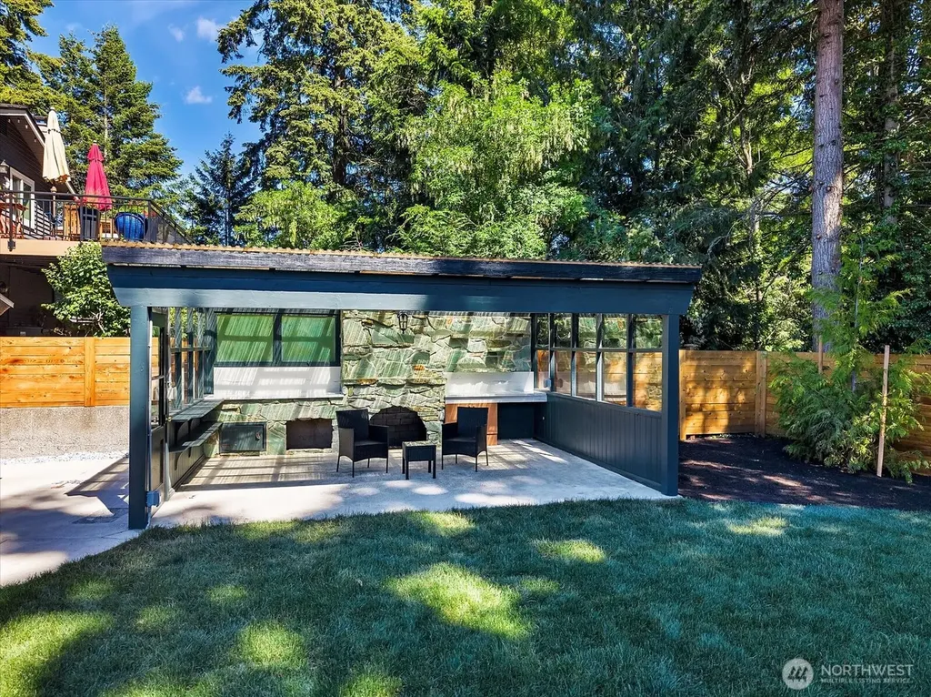 9616 242nd Place SW Edmonds WA 98020