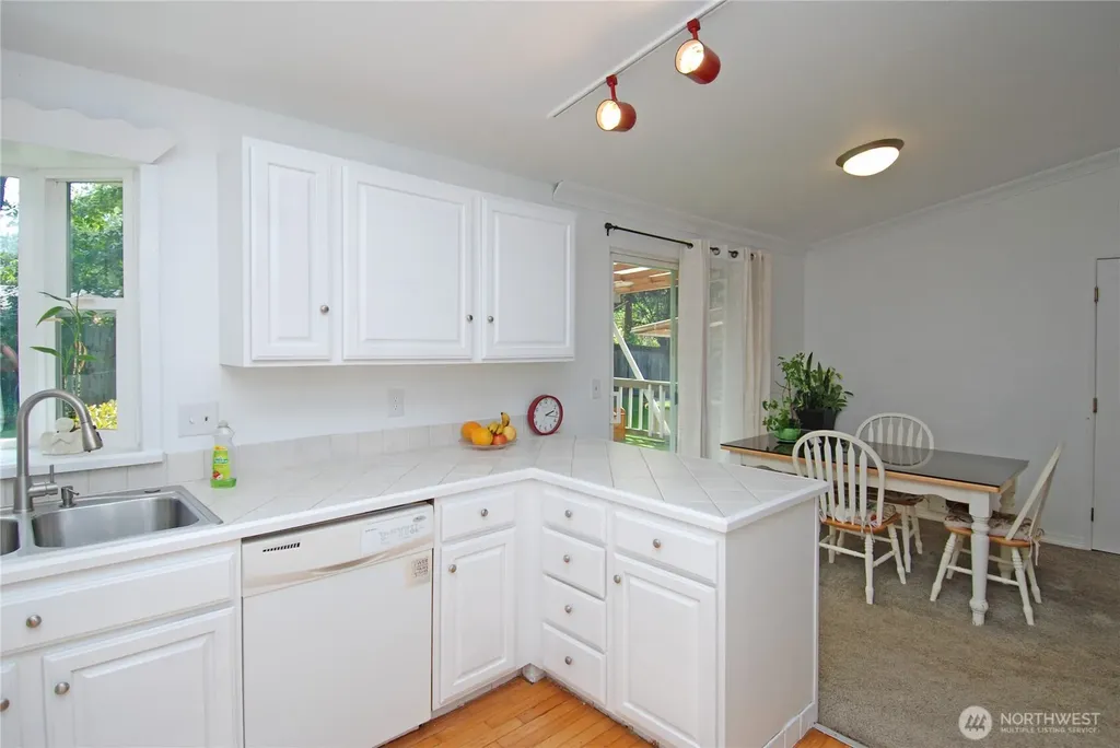 12422 48th Drive SE Everett WA 98208