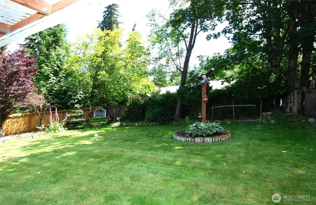 12422 48th Drive SE Everett WA 98208