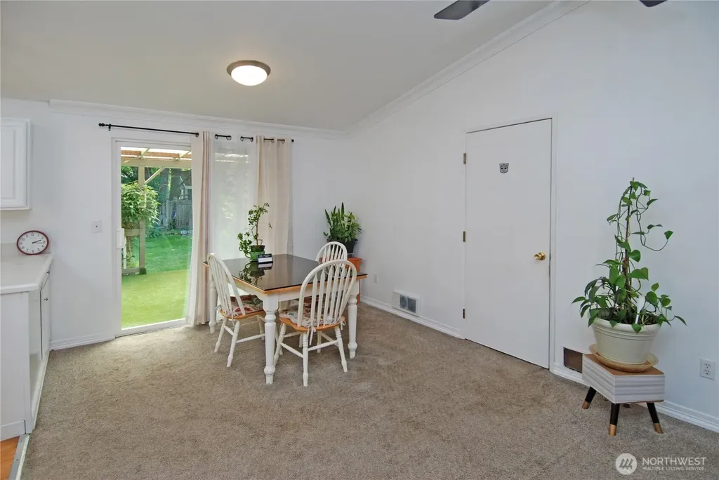 12422 48th Drive SE Everett WA 98208