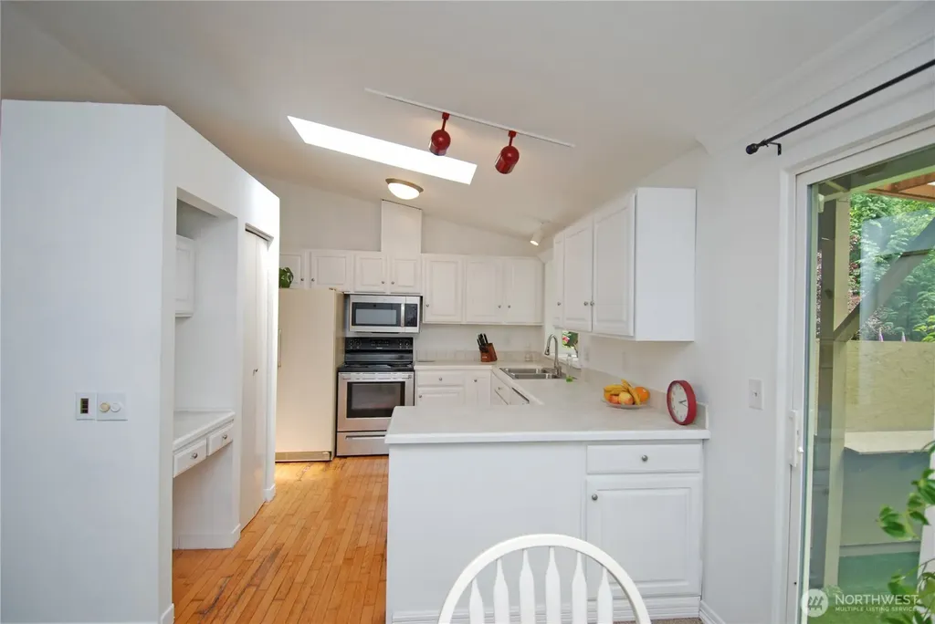 12422 48th Drive SE Everett WA 98208