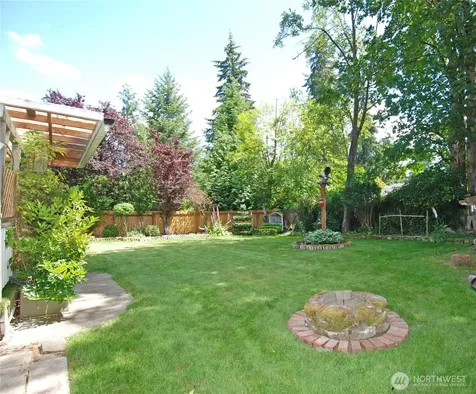 12422 48th Drive SE Everett WA 98208