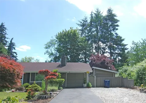 12422 48th Drive SE Everett WA 98208