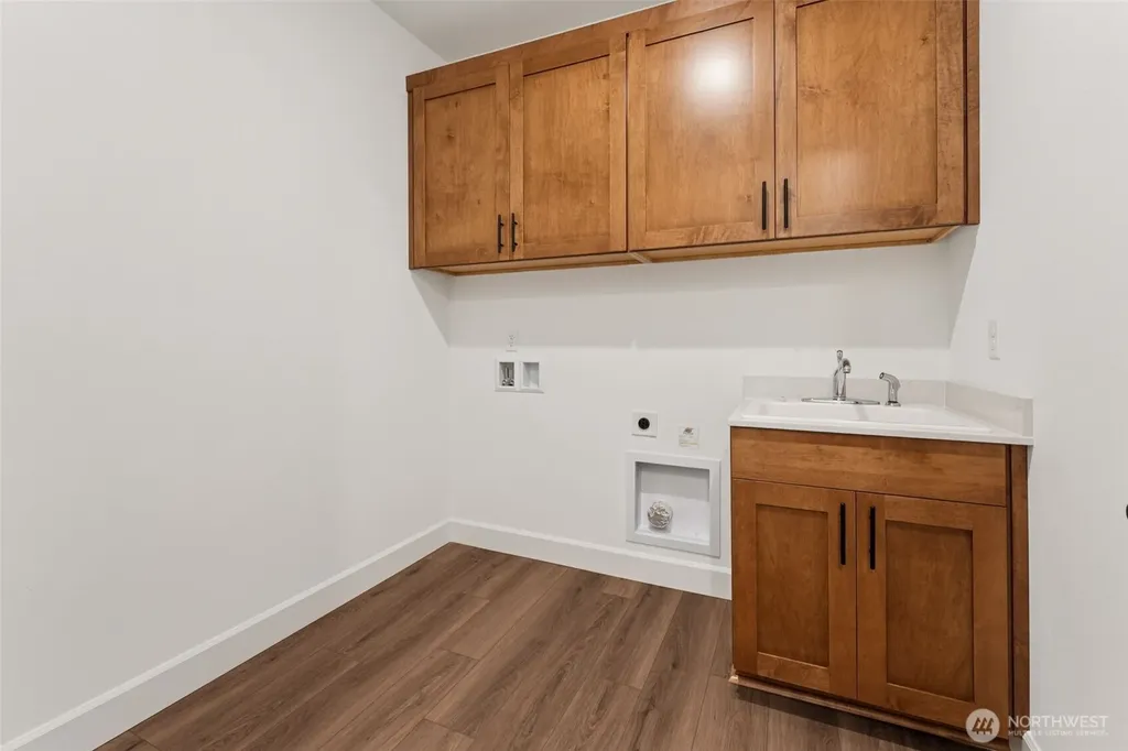 13902 Uplands Place E Puyallup WA 98374