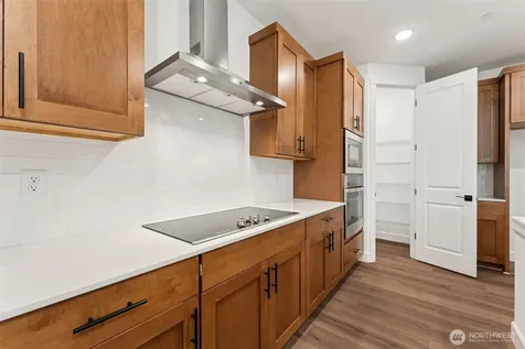 13902 Uplands Place E Puyallup WA 98374