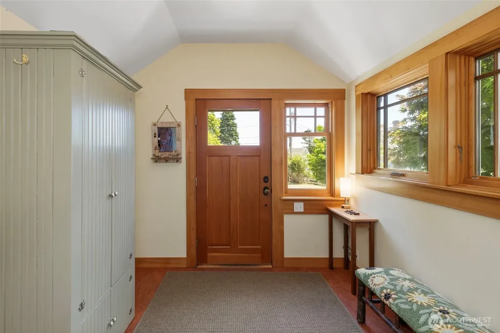 1018 Taft Street Port Townsend WA 98368