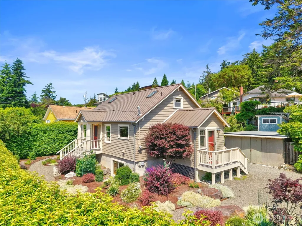 1018 Taft Street Port Townsend WA 98368