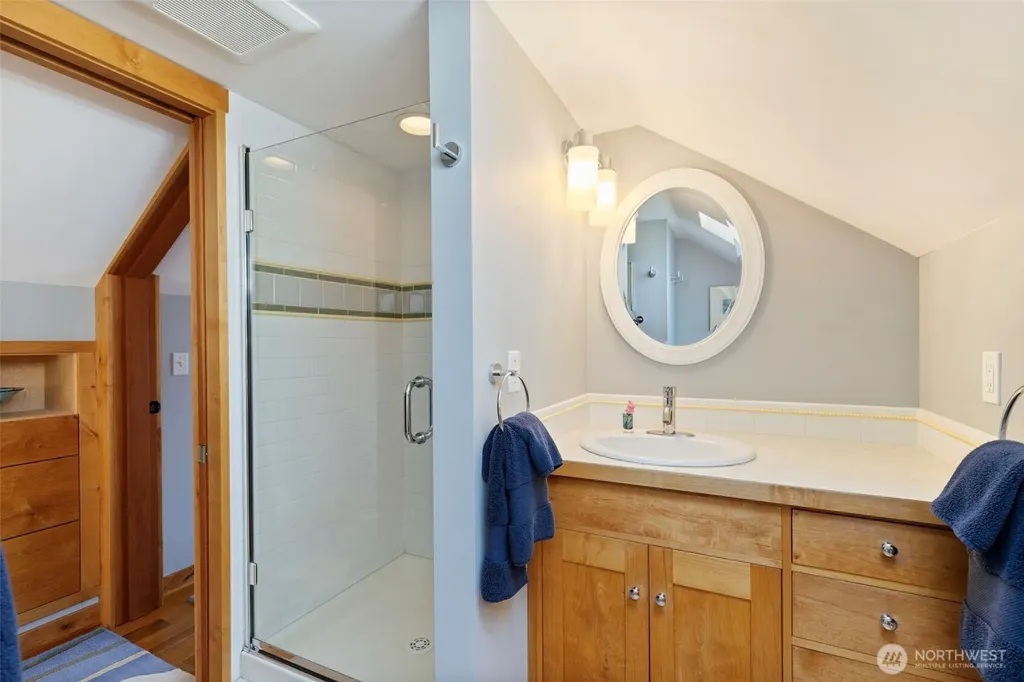 1018 Taft Street Port Townsend WA 98368