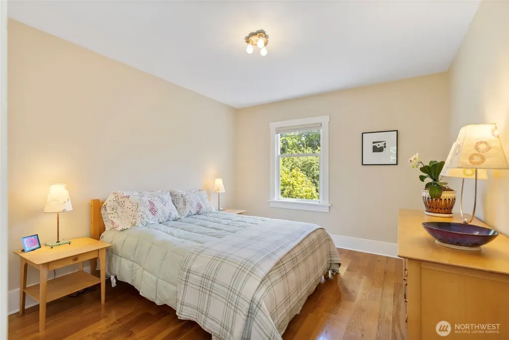 1018 Taft Street Port Townsend WA 98368