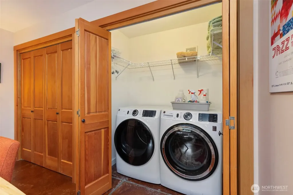 1018 Taft Street Port Townsend WA 98368