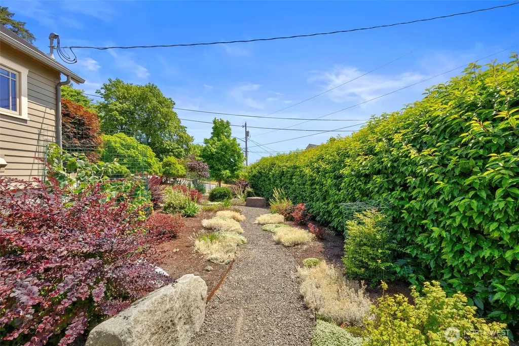 1018 Taft Street Port Townsend WA 98368