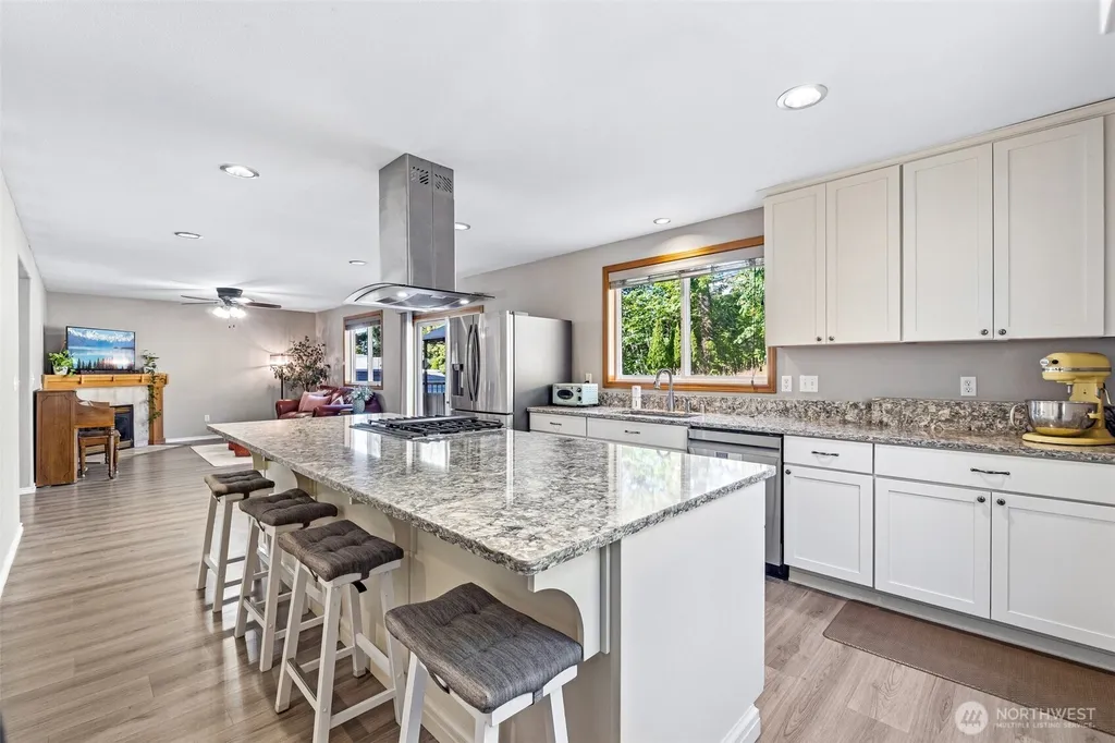 2302 13th Avenue Ct SW Puyallup WA 98371