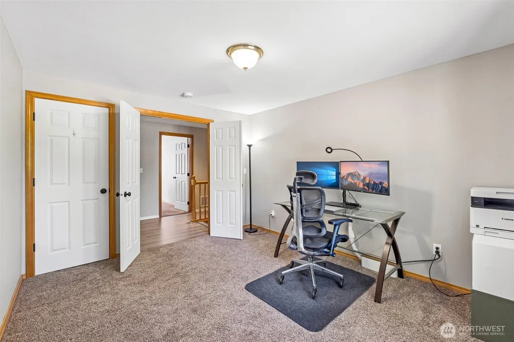 2302 13th Avenue Ct SW Puyallup WA 98371