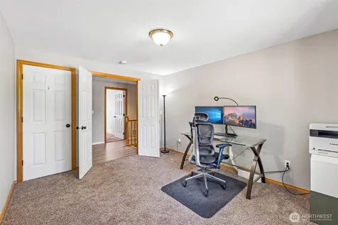 2302 13th Avenue Ct SW Puyallup WA 98371