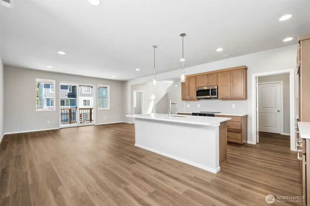18518 SE 271st Place Covington WA 98042