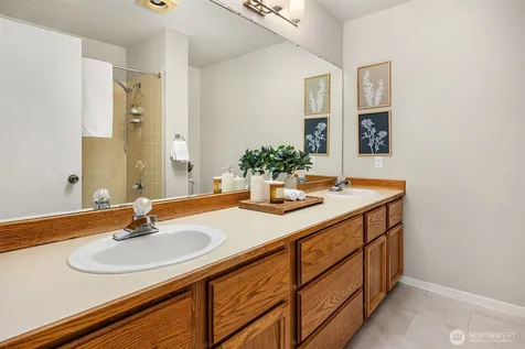 23510 NE 181st Street Woodinville WA 98077