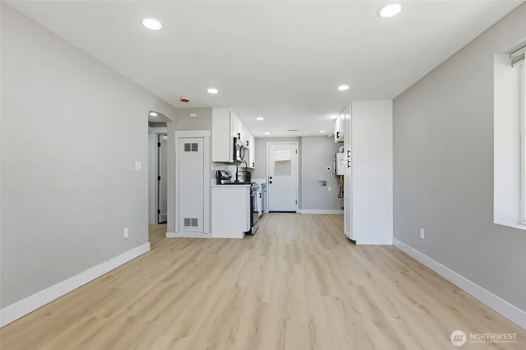 14402 Washington Avenue SW Lakewood WA 98498