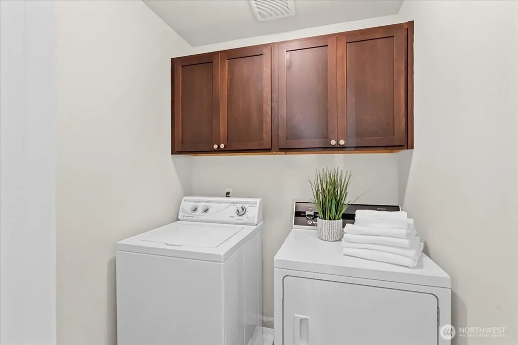 25415 155th Avenue SE Covington WA 98042