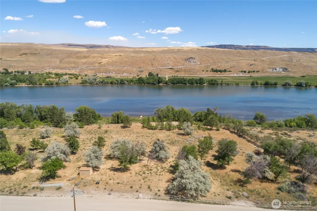 300 Monse River Road Brewster WA 98812