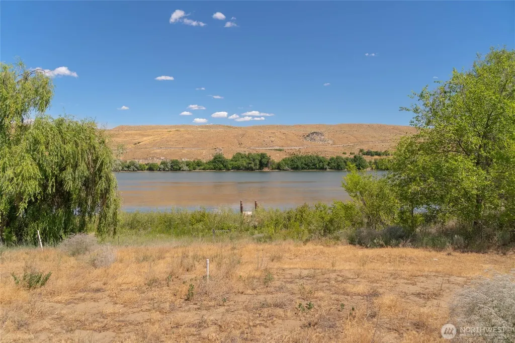 300 Monse River Road Brewster WA 98812