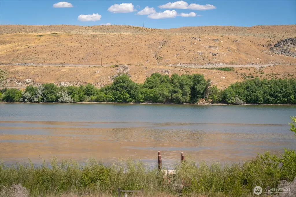 300 Monse River Road Brewster WA 98812