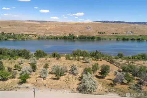 300 Monse River Road Brewster WA 98812