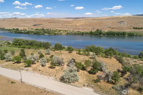 300 Monse River Road Brewster WA 98812