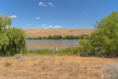 300 Monse River Road Brewster WA 98812