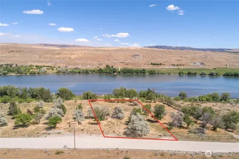 300 Monse River Road Brewster WA 98812