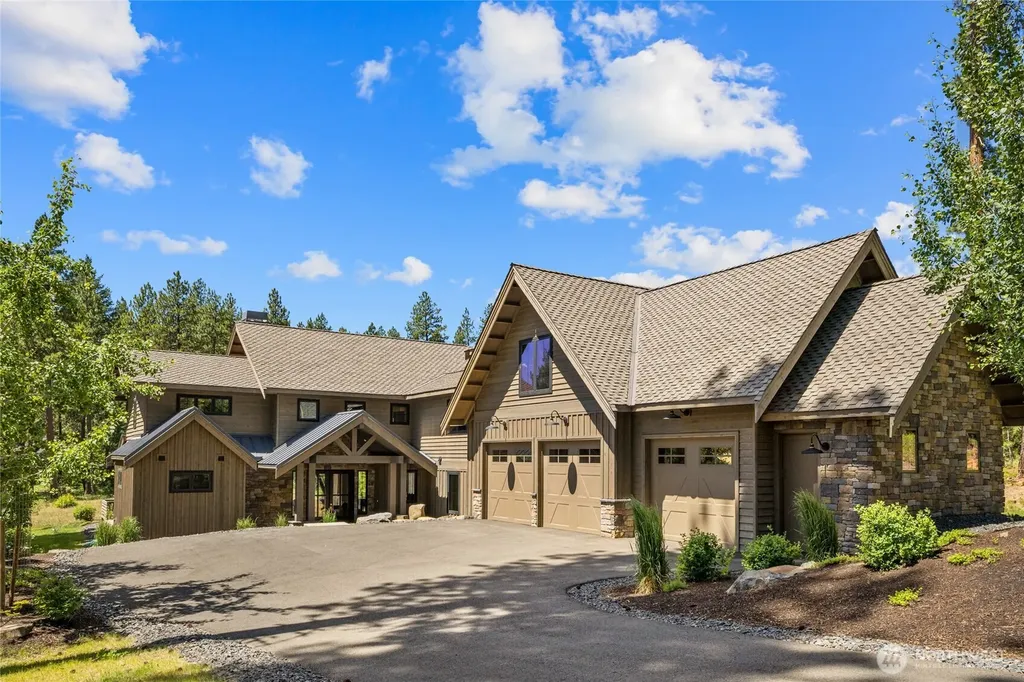 681 Steam Gin Loop Cle Elum WA 98922