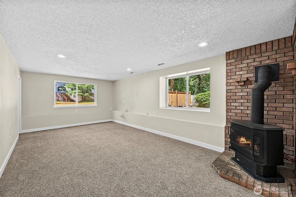 11315 83rd Avenue SW Lakewood WA 98498