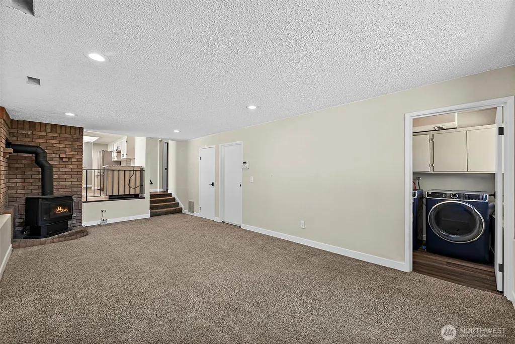 11315 83rd Avenue SW Lakewood WA 98498