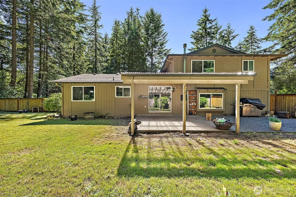 11315 83rd Avenue SW Lakewood WA 98498