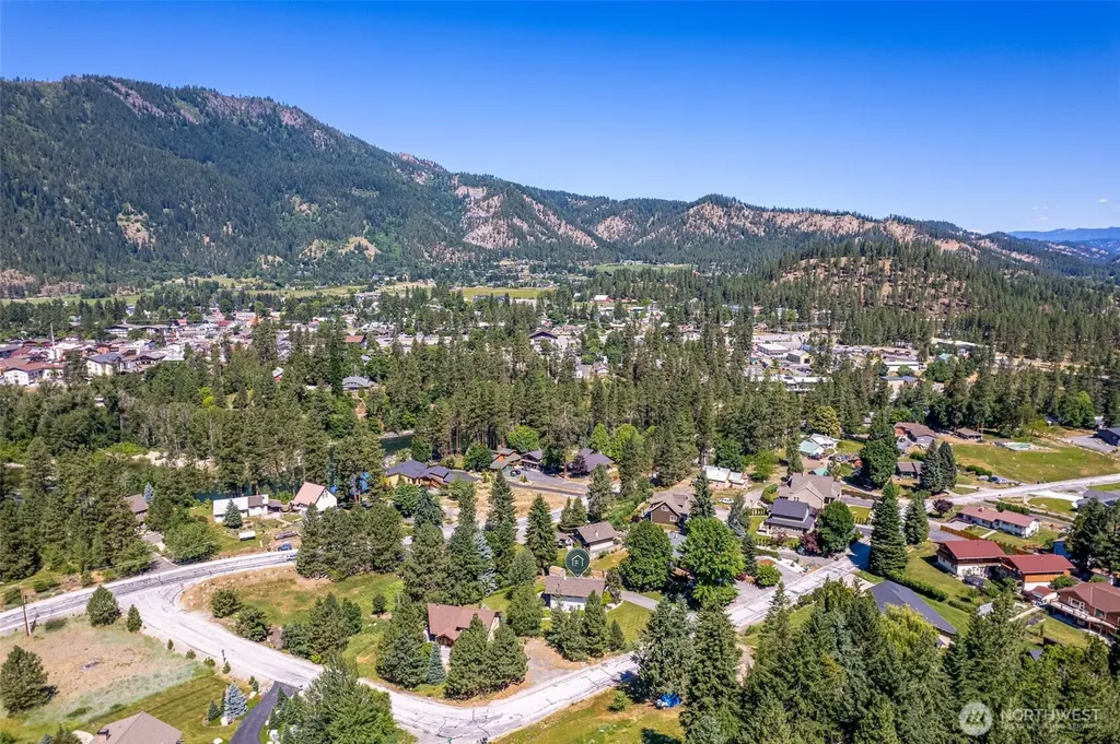 9724 Dye Road Leavenworth WA 98826