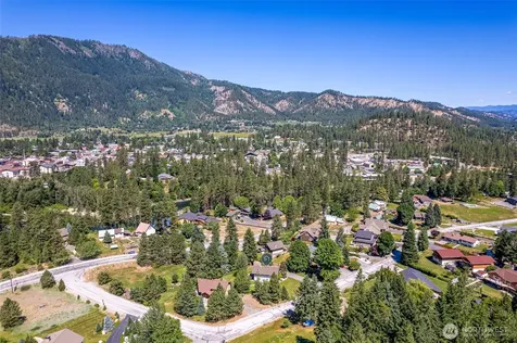 9724 Dye Road Leavenworth WA 98826