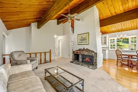 9724 Dye Road Leavenworth WA 98826