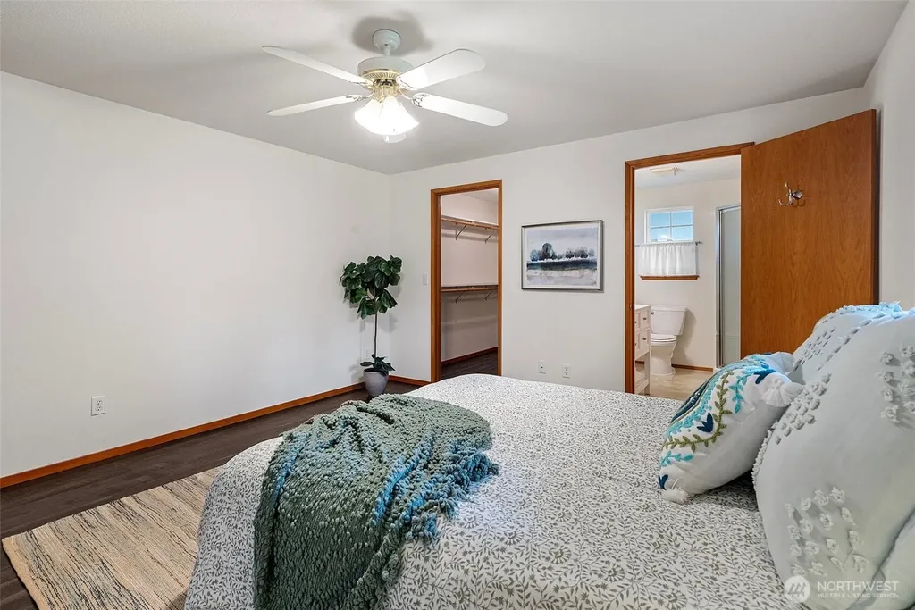 4871 Sherlyn Avenue SE Port Orchard WA 98367