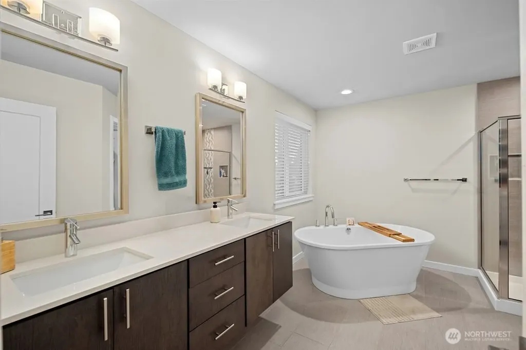 8609 244th Street SW Edmonds WA 98026