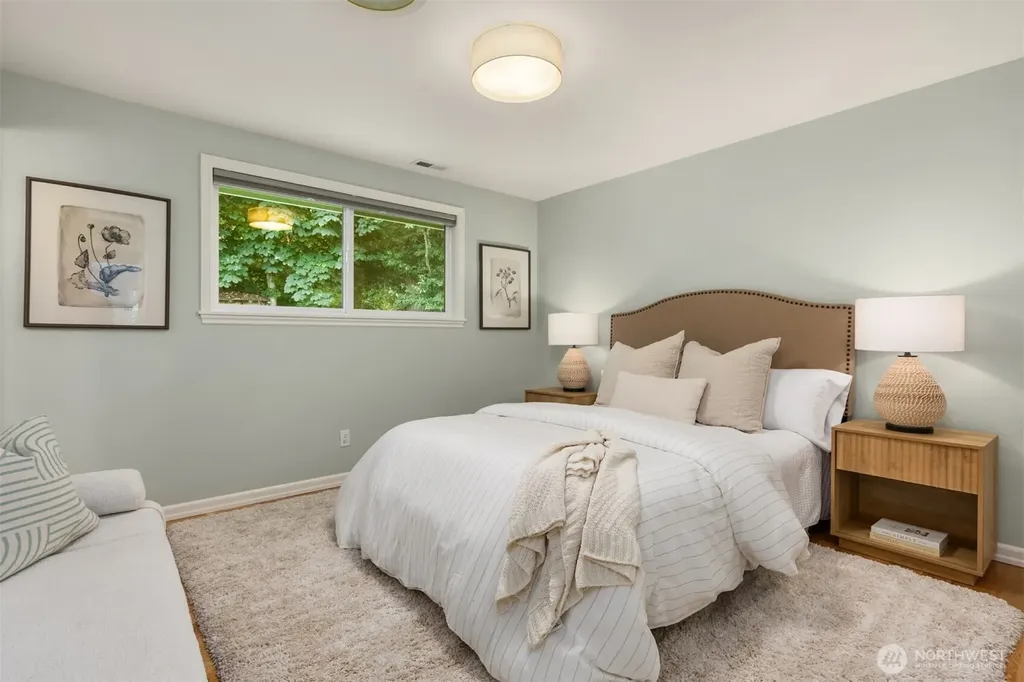 1020 NE Holm Court Poulsbo WA 98370